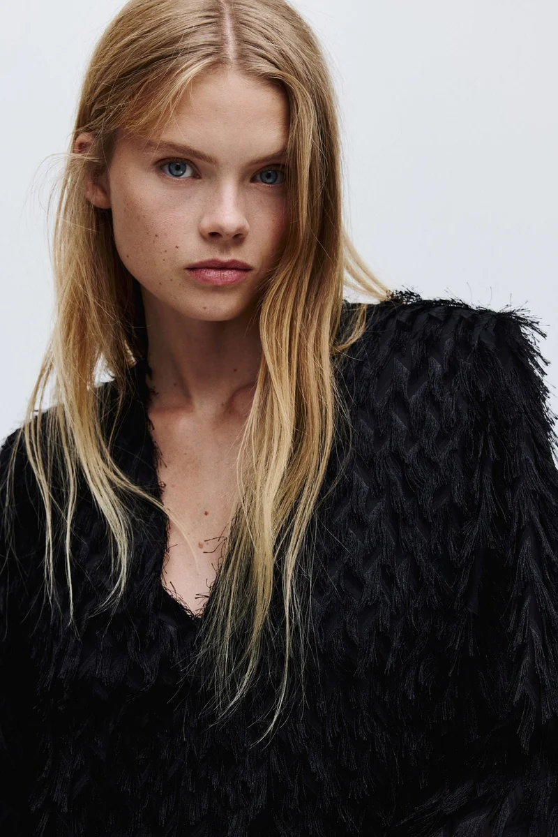 اتش اند ام فستان مزين بحواف